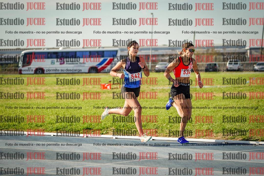 Fotos de los 1500 m llanos de mujeres