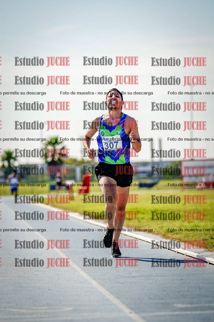 Fotos de los 3000 m llanos de varones