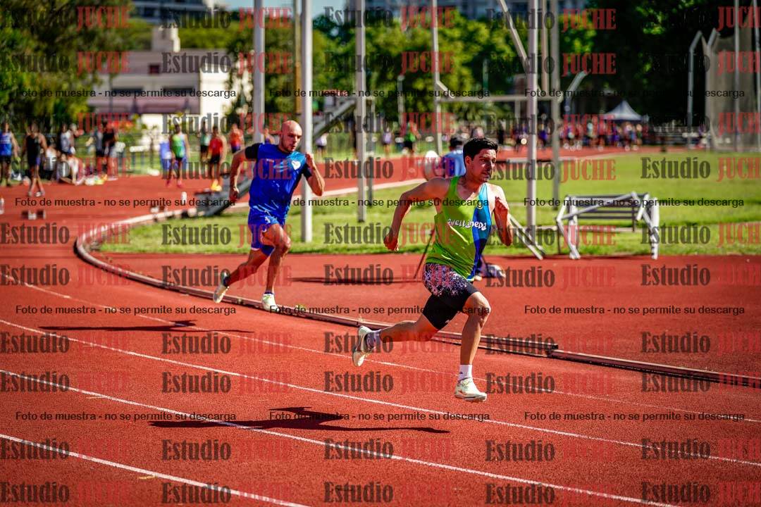 Fotos de los 200 m llanos de varones