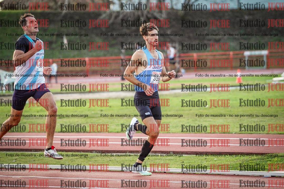 Fotos de los 1500 m llanos de varones - deca 10