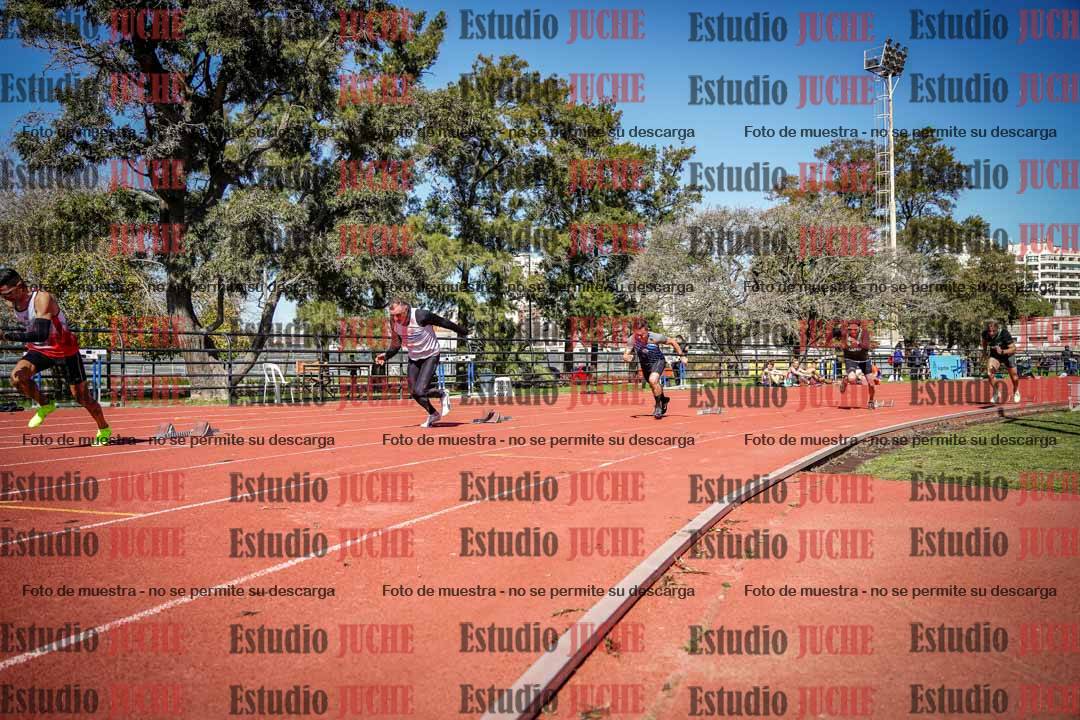 Fotos de los 200 m llanos de varones
