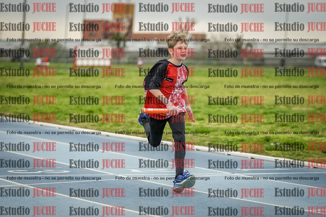Fotos de las postas 5x80 m de varones - U14 - FINAL