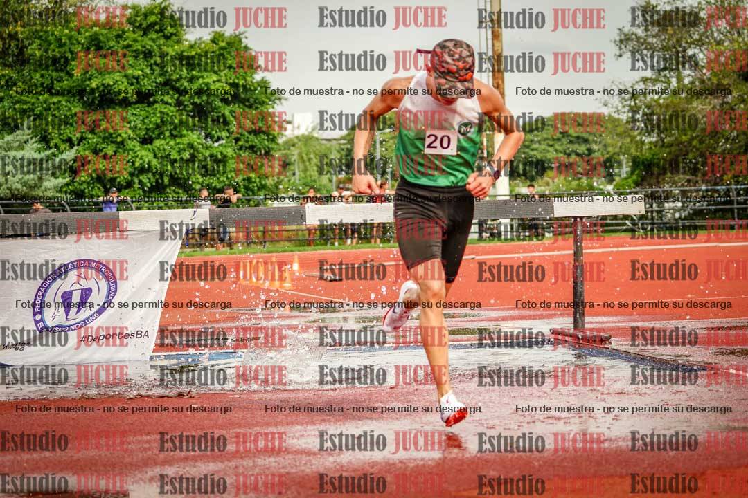 Fotos de los 3000 m con obstáculos de varones