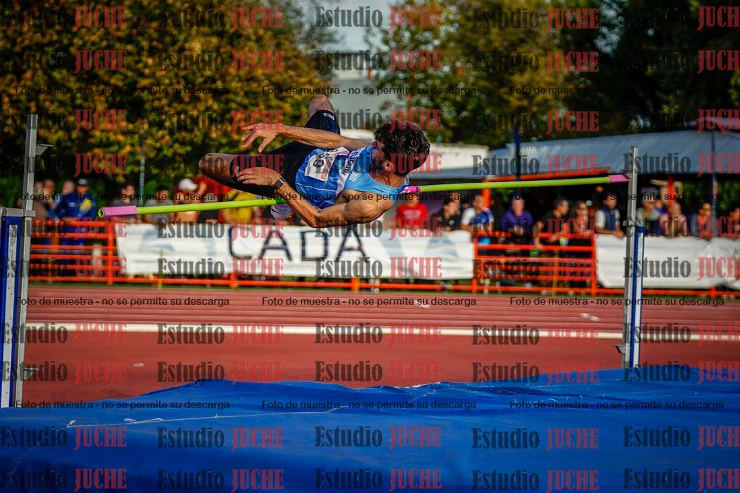 Fotos del salto en alto de varones - deca 4