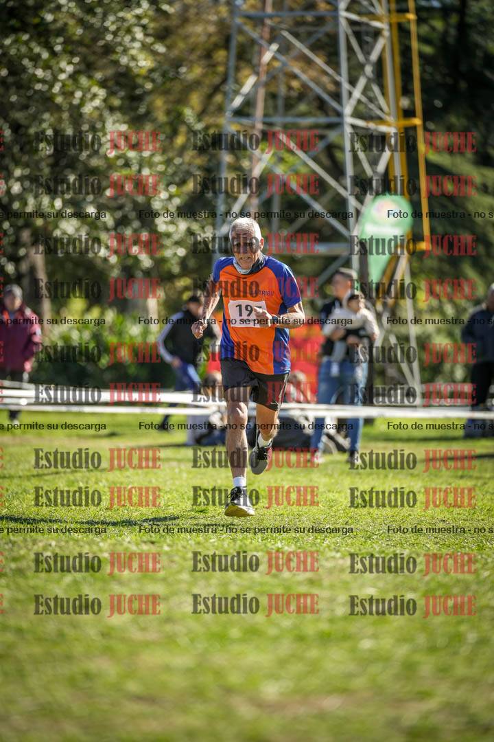 Fotos de la llegada del cross de 1500 m
