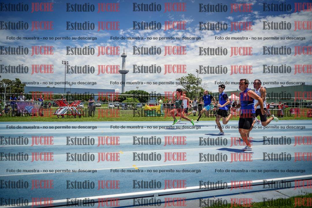 Fotos de los 100 m llanos de varones