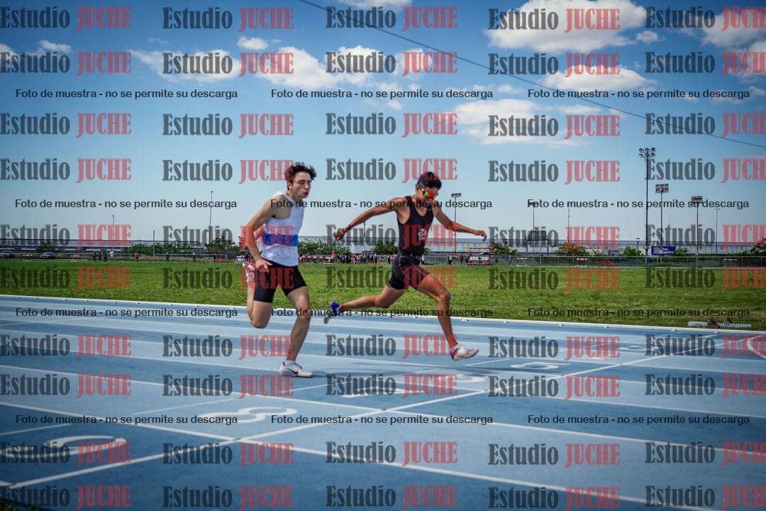 Fotos de los 400 m llanos de varones