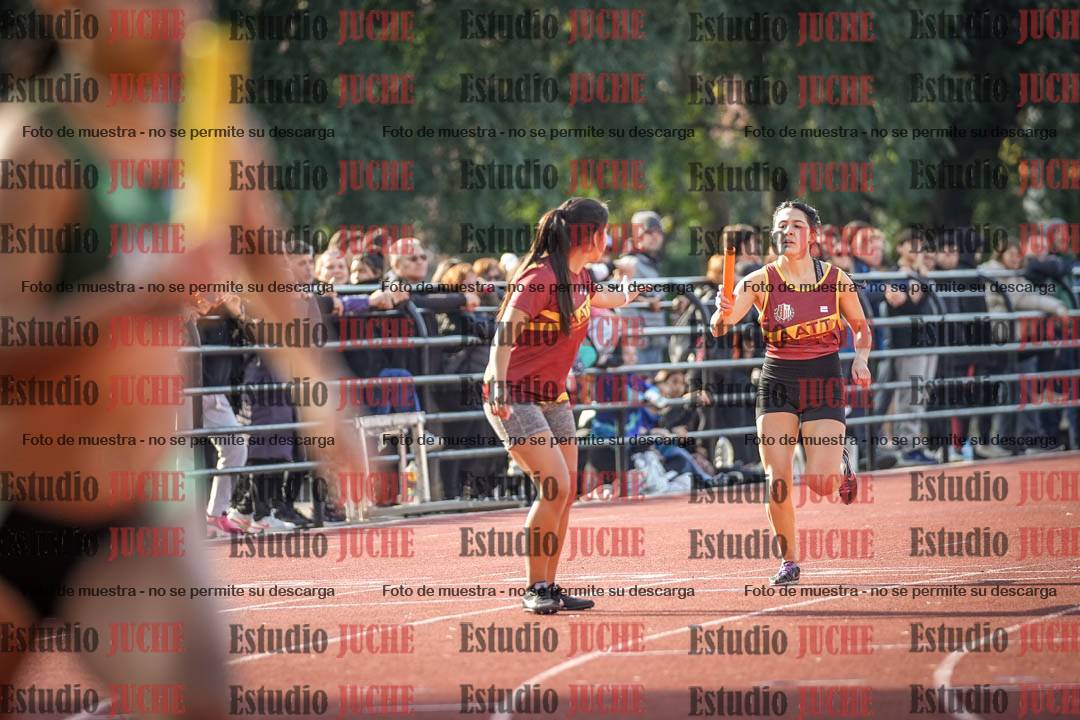 Fotos de las postas 4x400 m llanos de mujeres