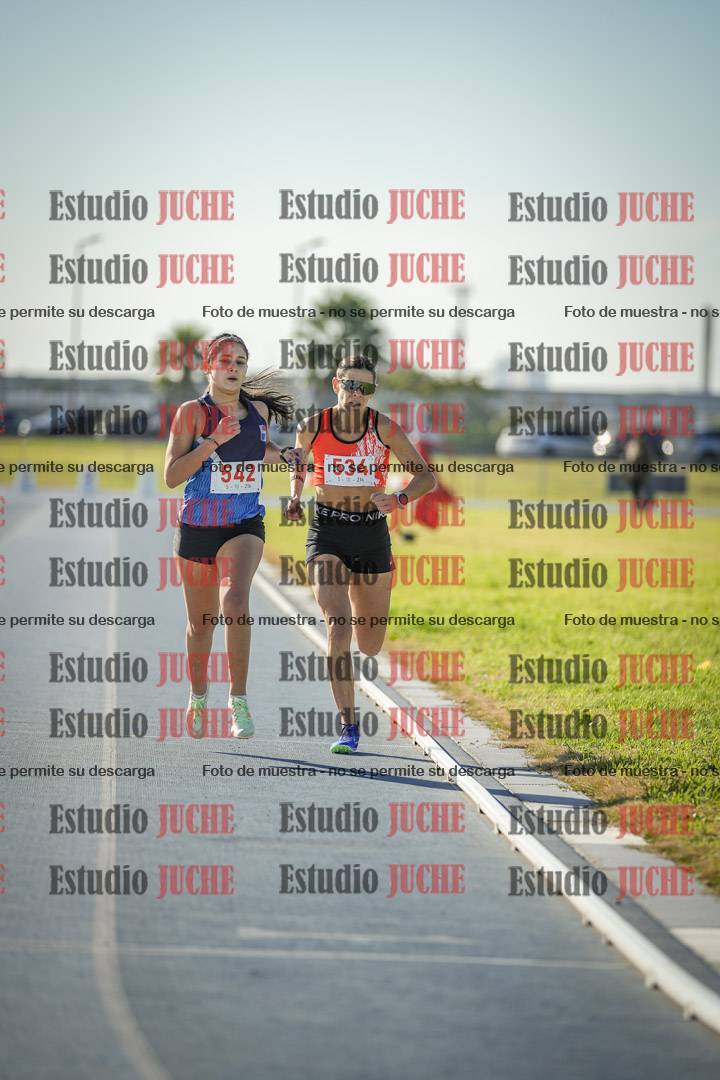 Fotos de los 1500 m llanos de mujeres