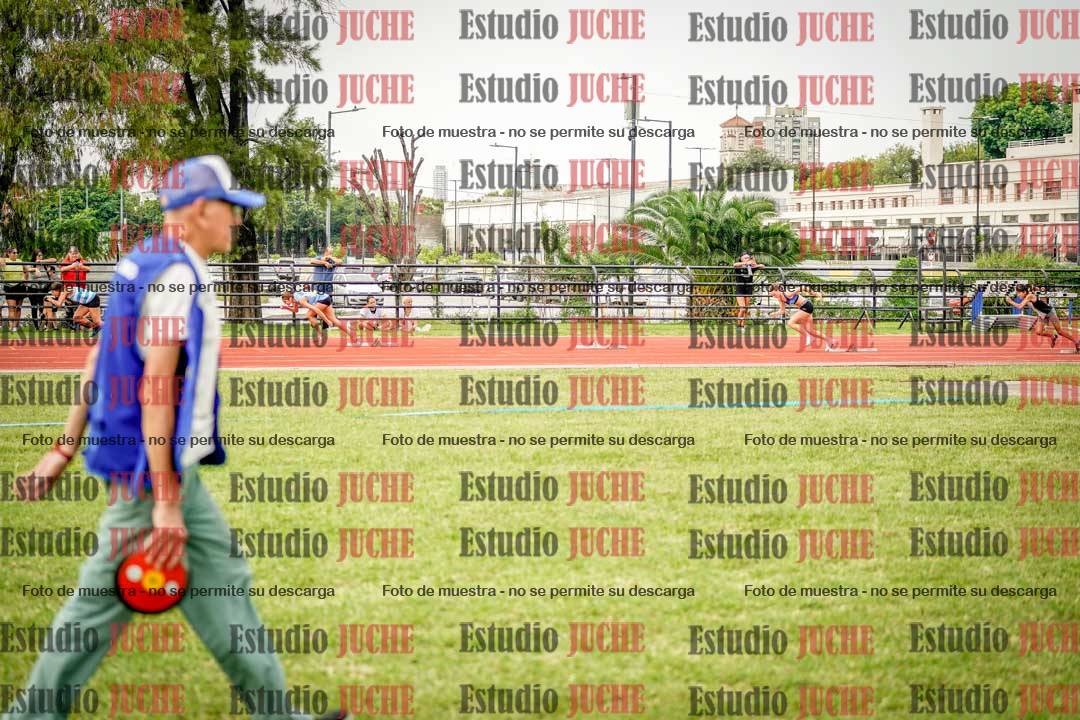 Fotos de los 295 m con vallas de mujeres