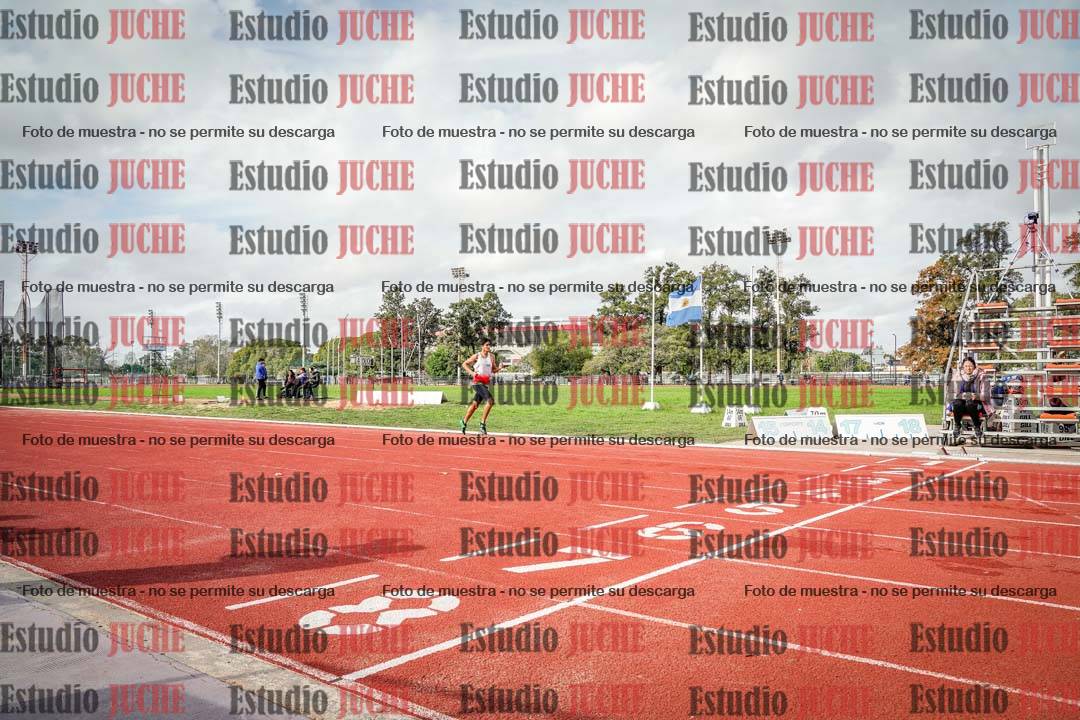 Fotos de los 400 m llanos de varones