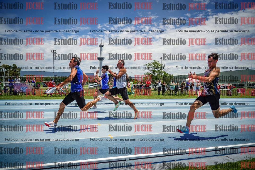Fotos de los 100 m llanos de varones