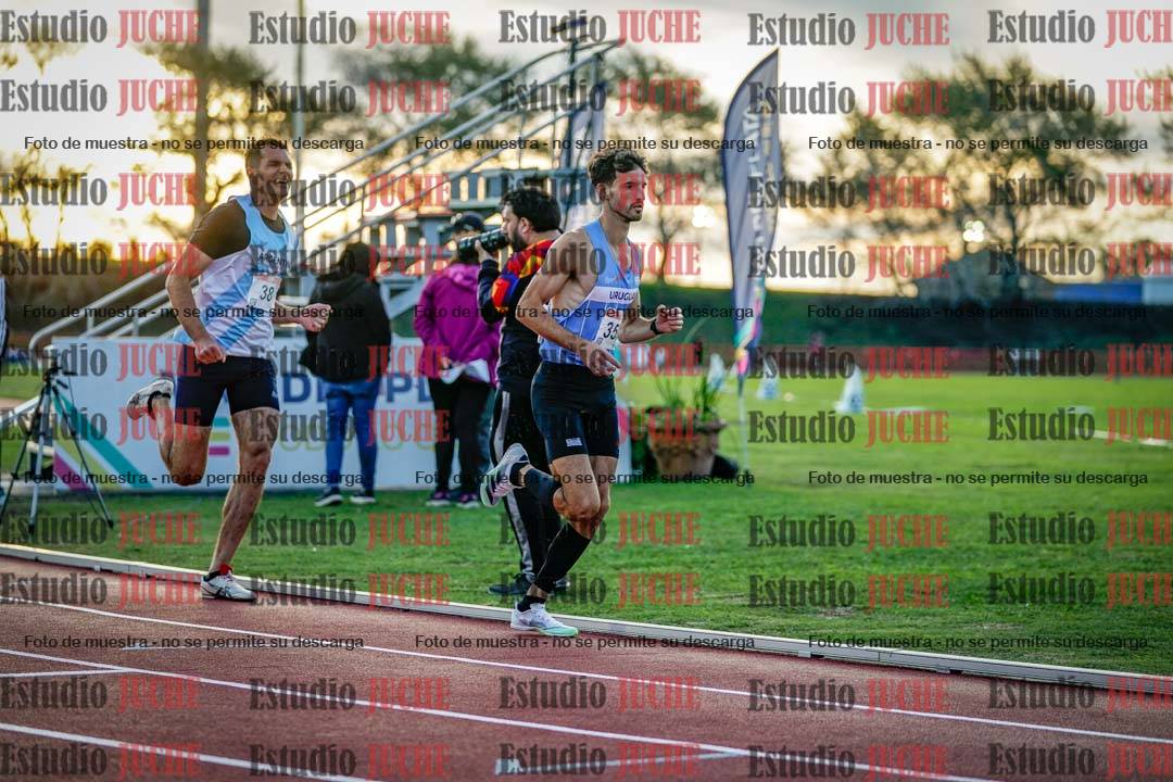 Fotos de los 1500 m llanos de varones - deca 10