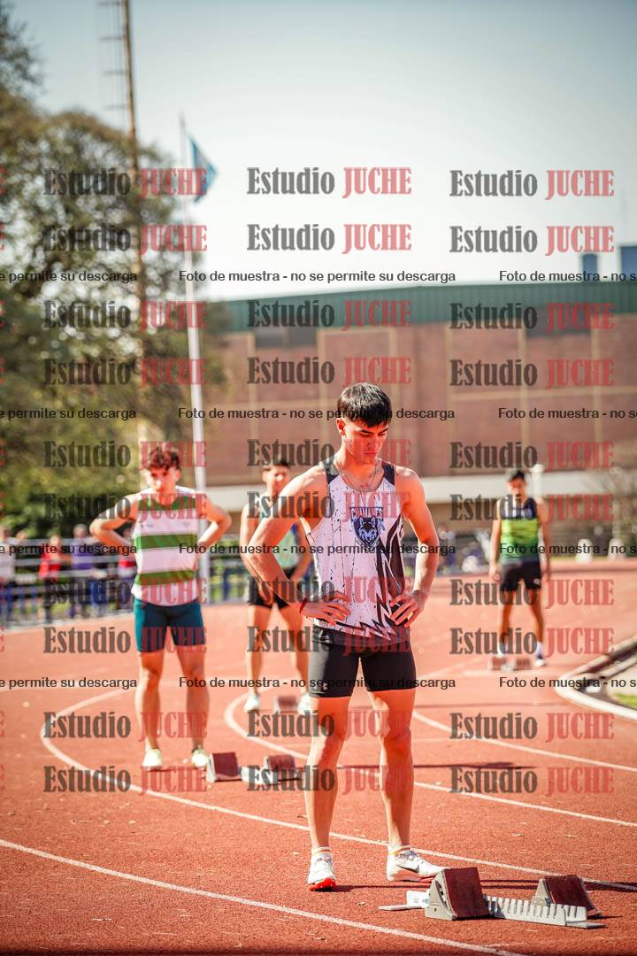 Fotos de los 400 m llanos de varones