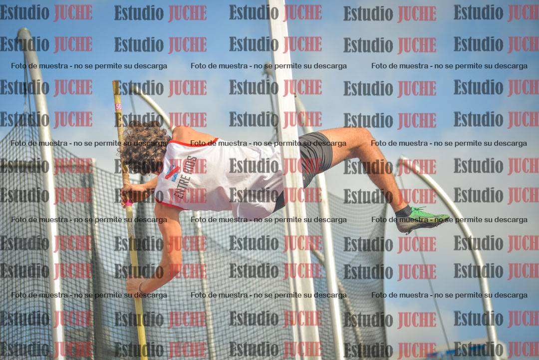 Fotos del salto con garrocha de varones - decatlón 8