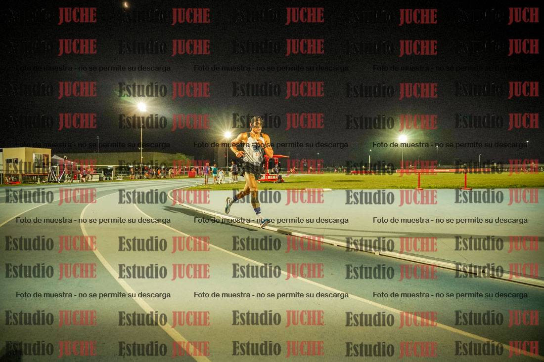 Fotos de los 3000 m llanos de varones