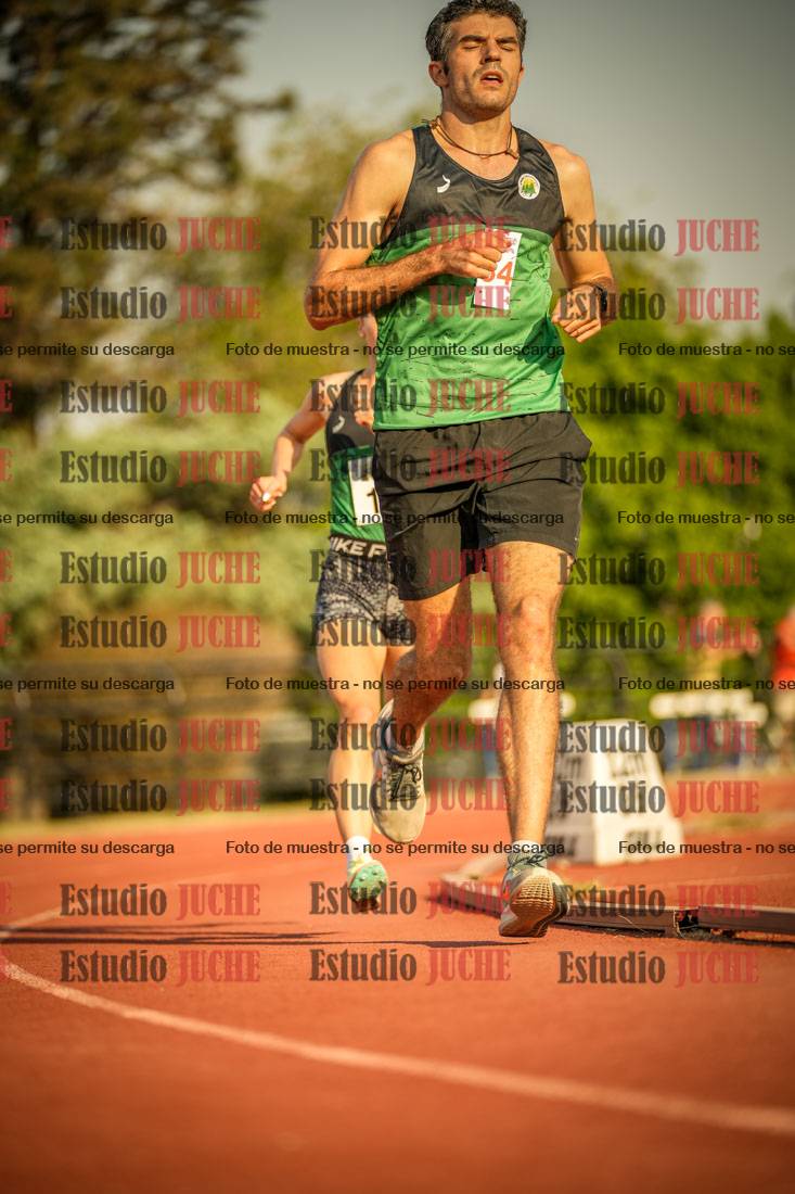 Fotos de los 5000 m llanos de mujeres y varones