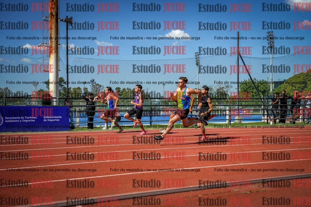 Fotos de los 200 m llanos de varones