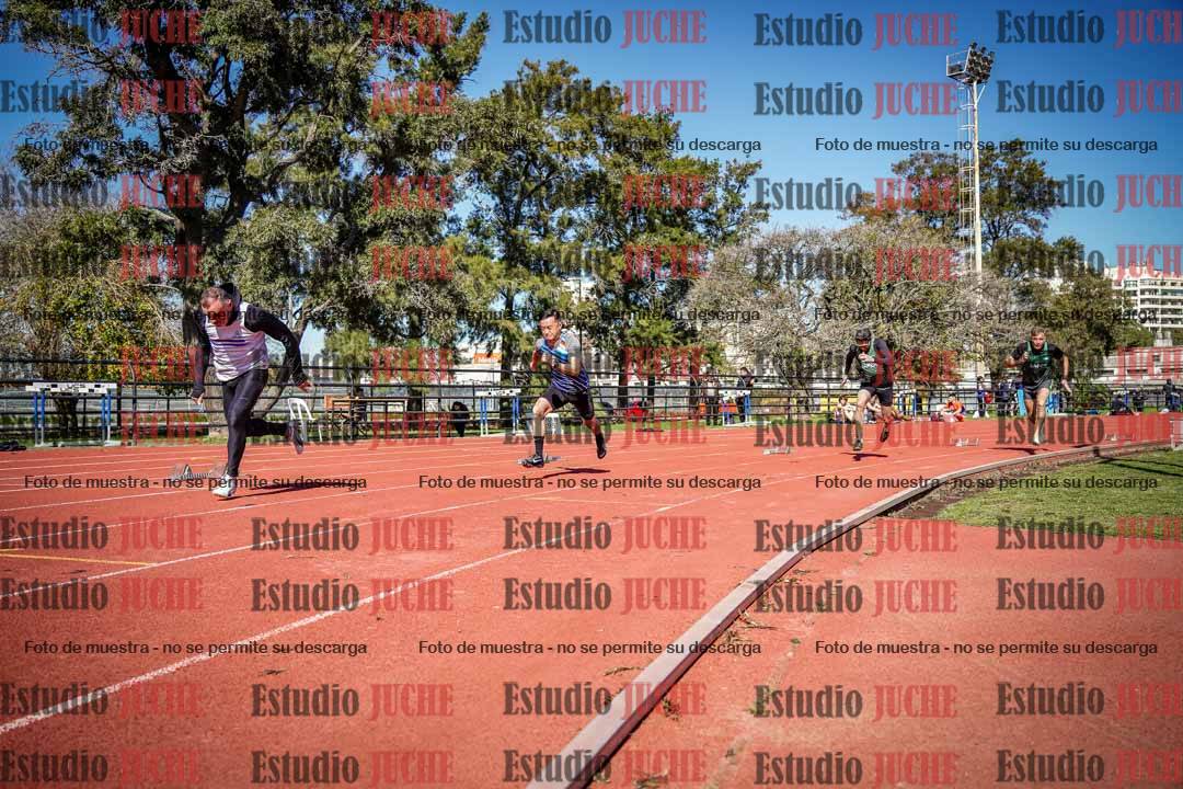 Fotos de los 200 m llanos de varones