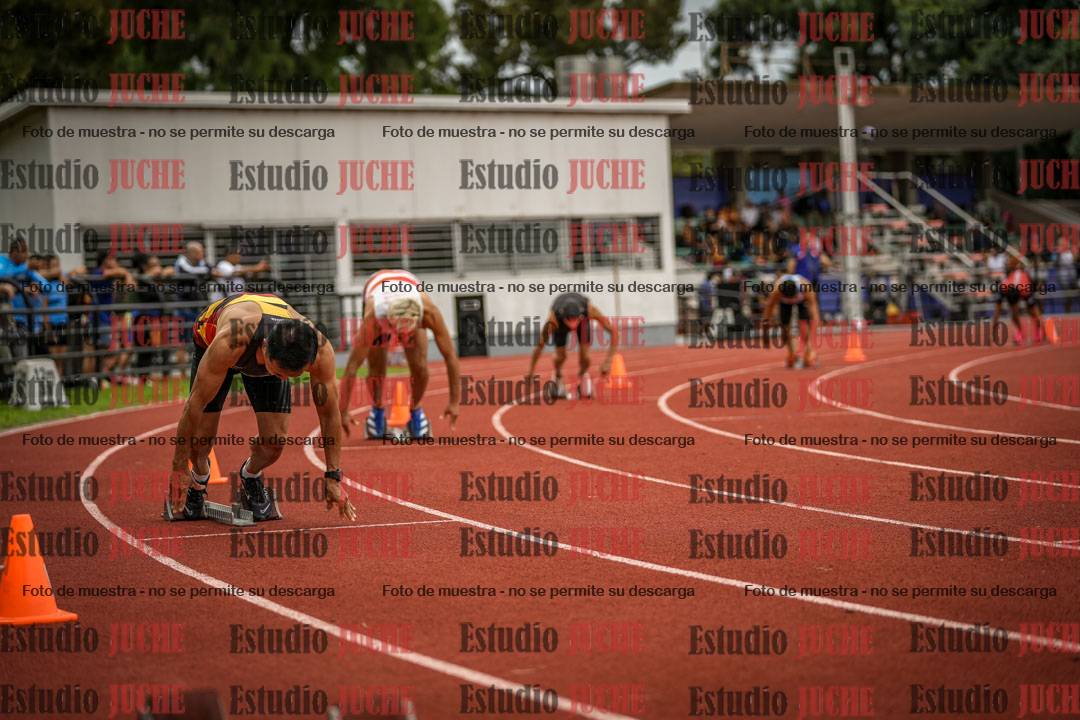 Fotos de los 400 m llanos de varones