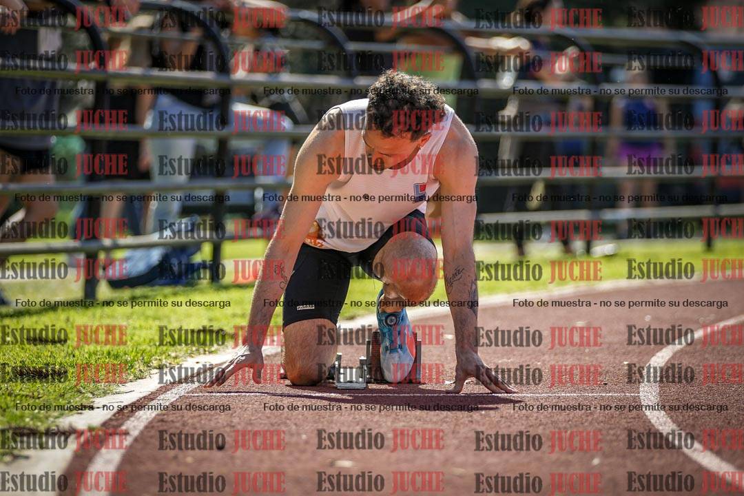 Fotos de los 400 m llanos de varones