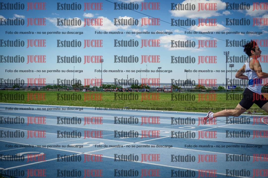 Fotos de los 400 m llanos de varones