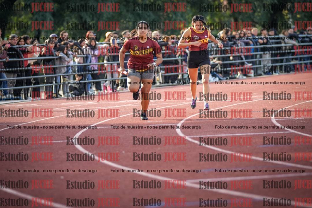 Fotos de las postas 4x400 m llanos de mujeres