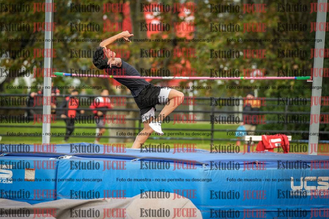 Fotos del salto en alto de varones - decatlón 4
