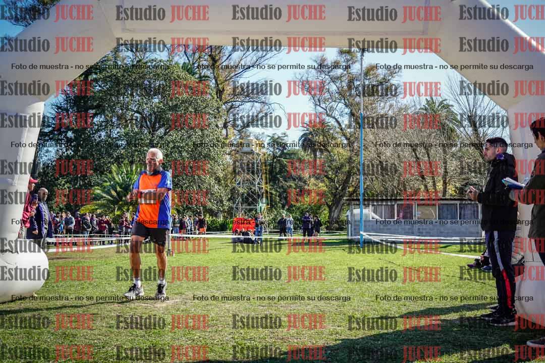 Fotos de la llegada del cross de 1500 m