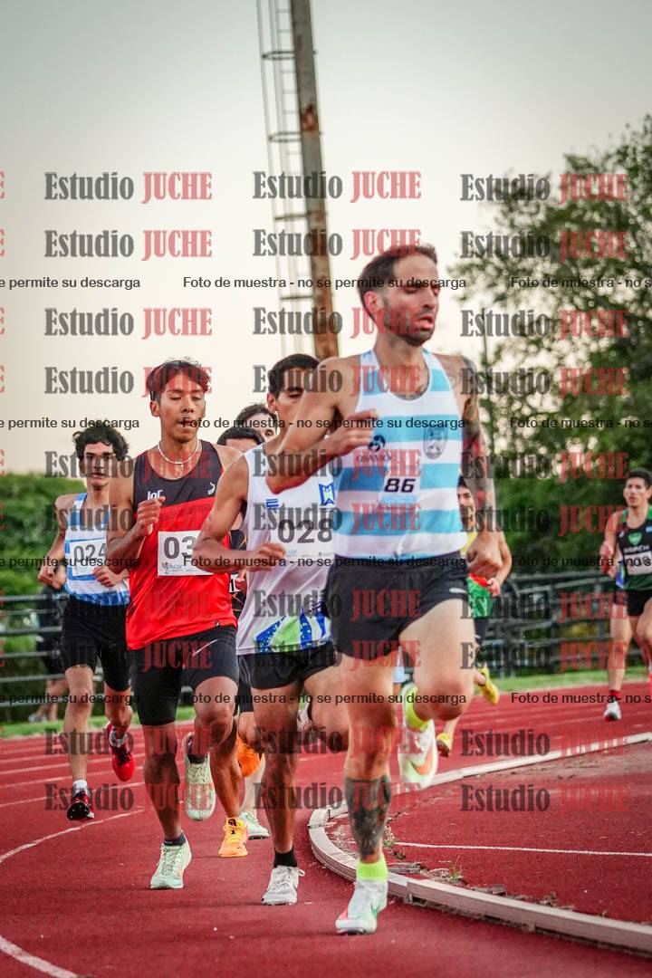 Fotos de los 1500 m llanos de varones