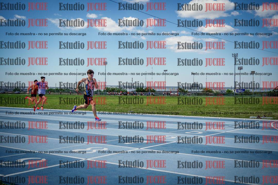 Fotos de los 400 m llanos de varones