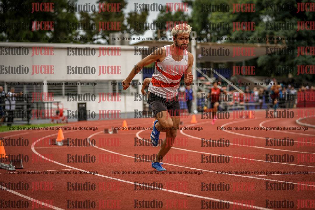 Fotos de los 400 m llanos de varones