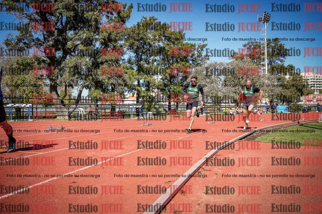 Fotos de los 200 m llanos de varones