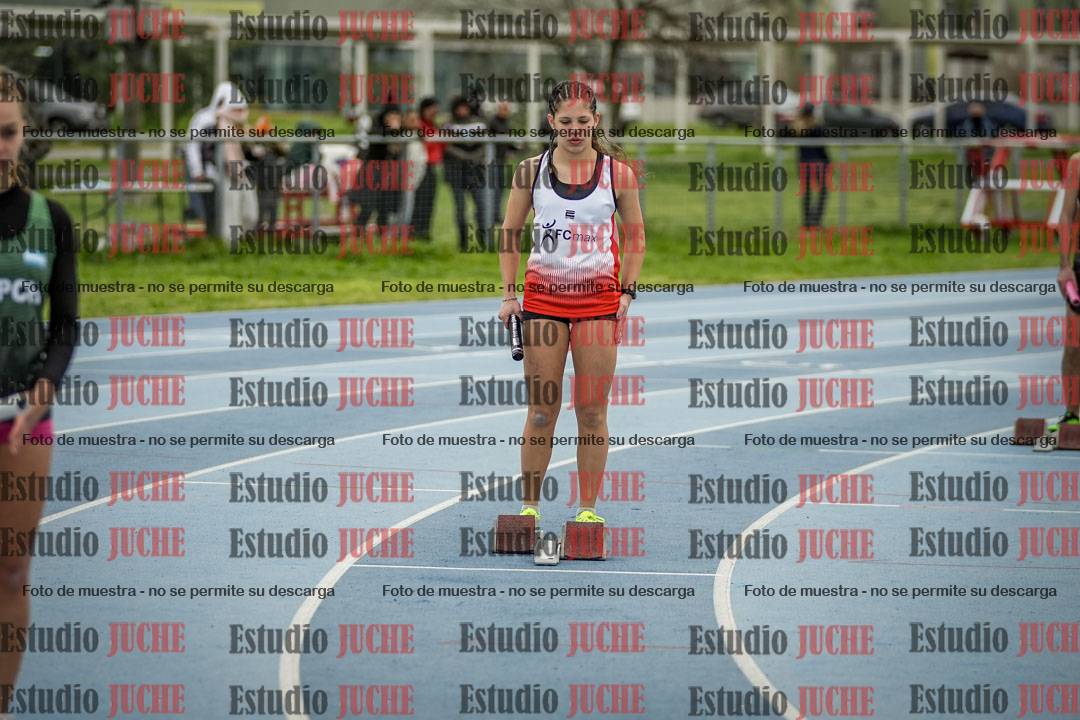 Fotos de las postas 4x100 m de mujeres y varones - U17 - FINAL