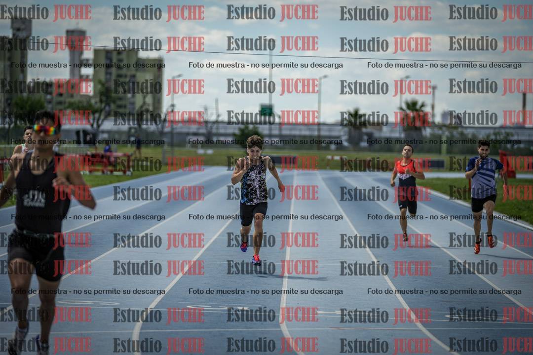 Fotos de los 400 m llanos de varones