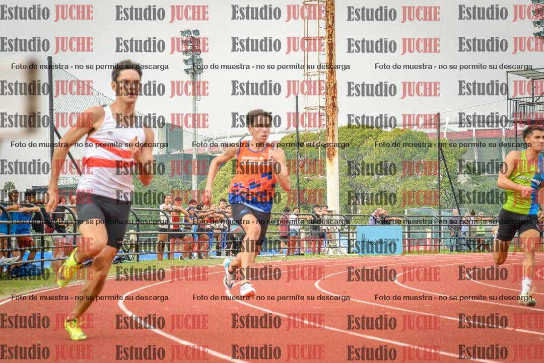 Fotos de los 200 m llanos de varones