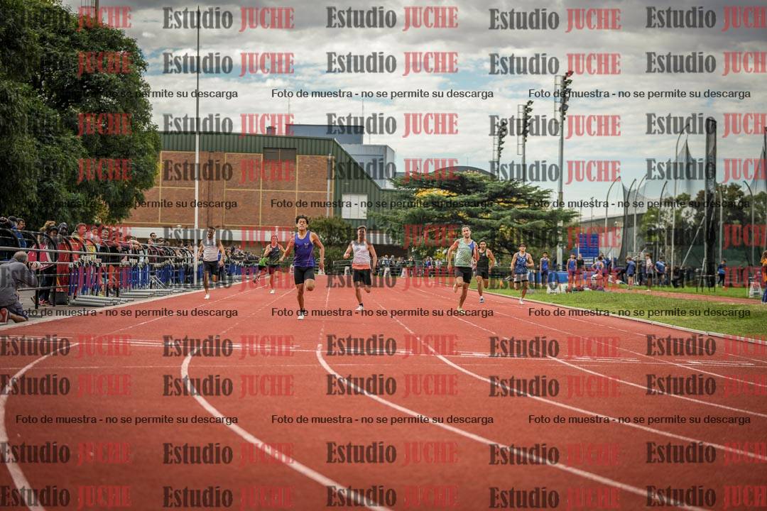 Fotos de los 400 m llanos de varones