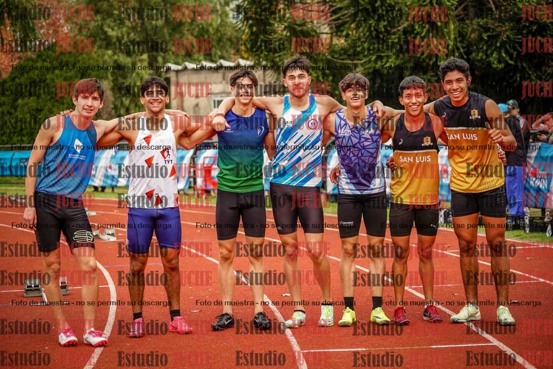 Fotos de algunos extras del día 1