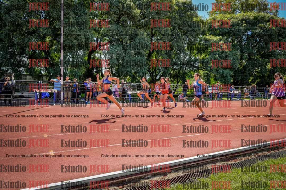 Fotos de los 80 m de mujeres