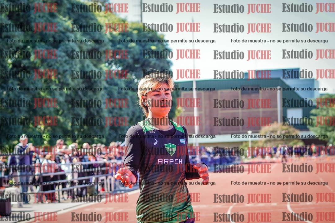 Fotos de los 80 m de varones