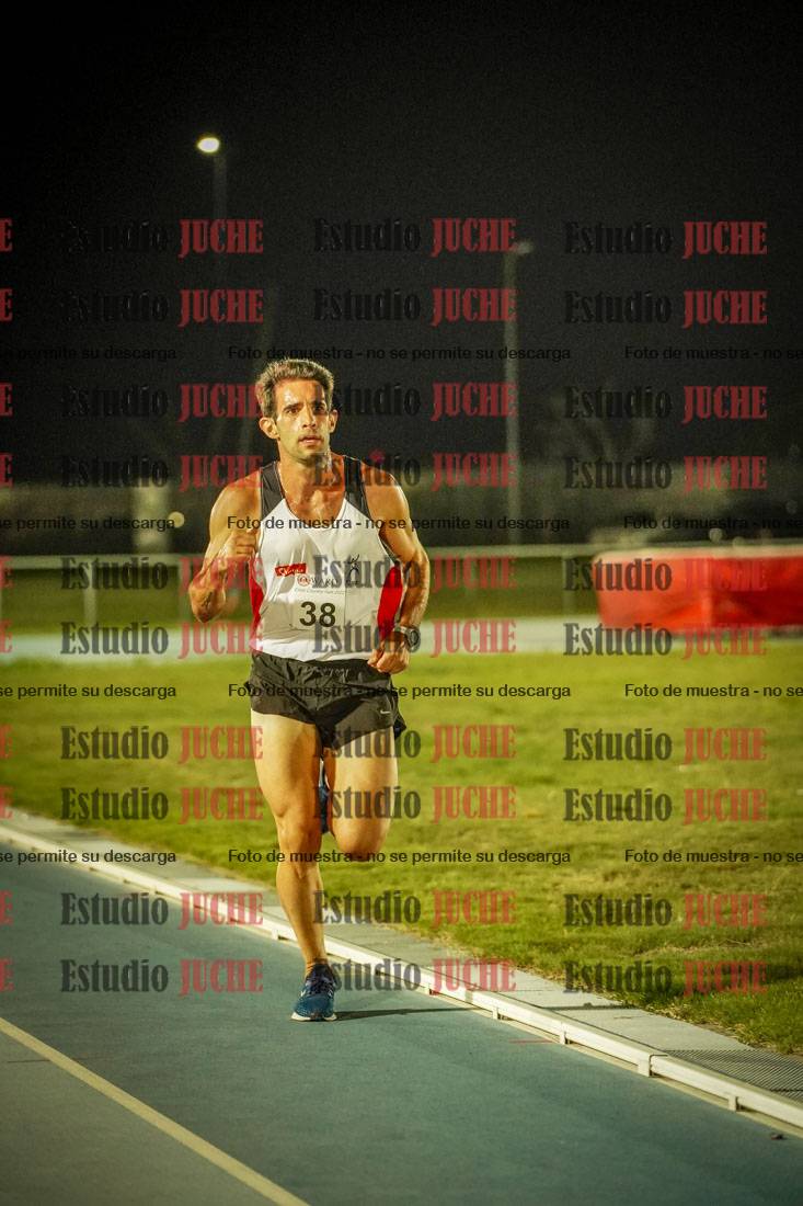 Fotos de los 3000 m llanos de varones