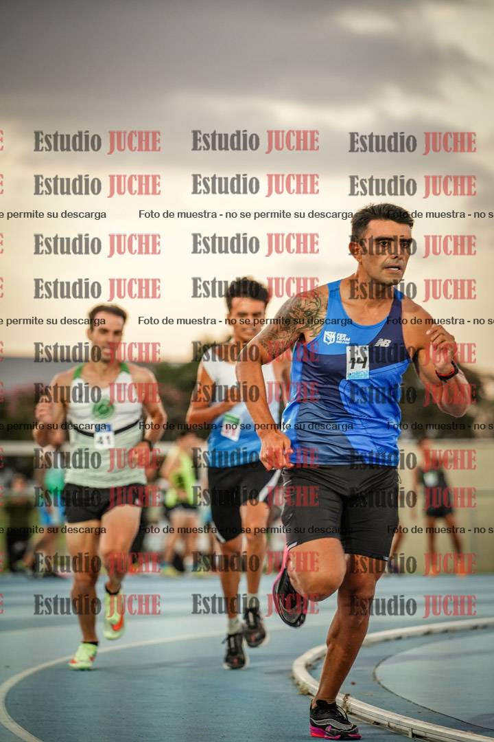 Fotos de los 3000 m llanos de varones