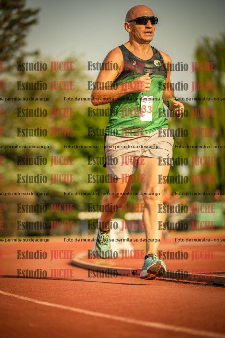 Fotos de los 5000 m llanos de mujeres y varones