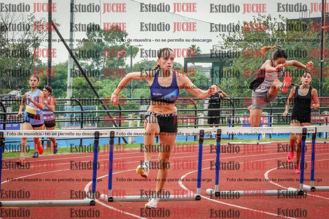 Fotos de los 295 m con vallas de mujeres
