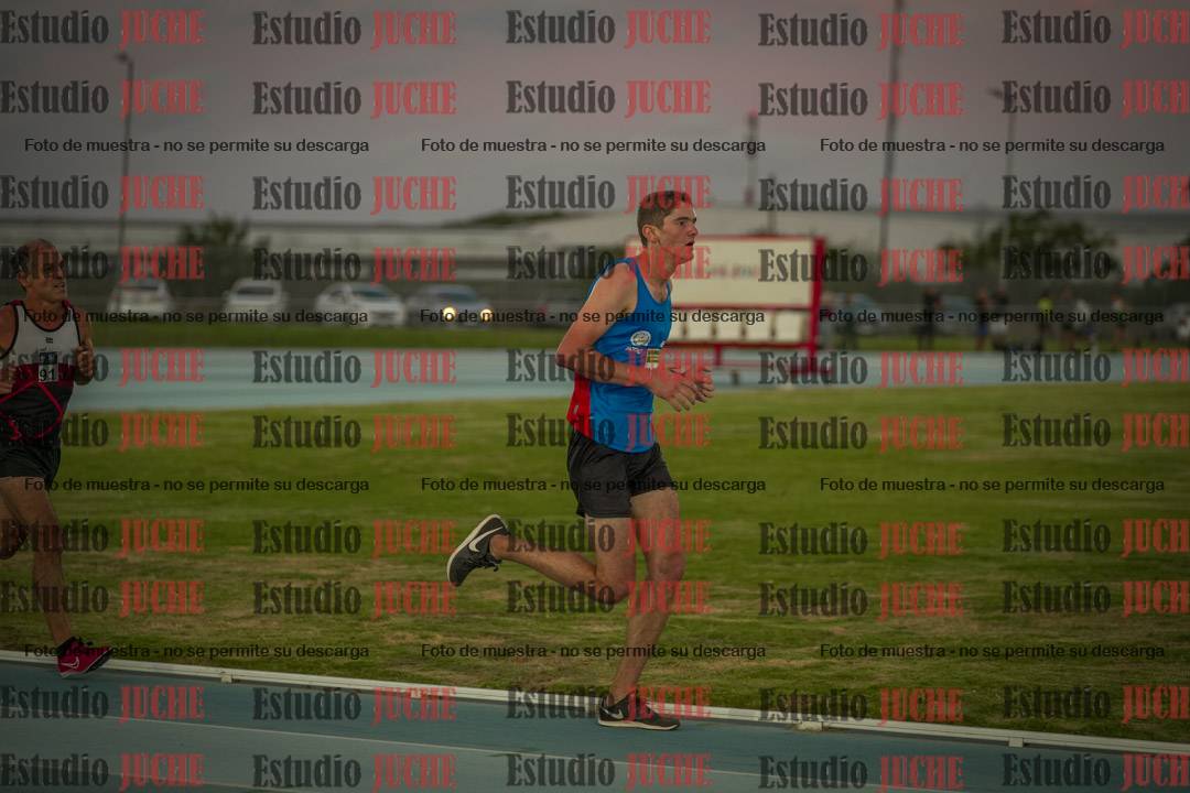 Fotos de los 3000 m llanos de varones