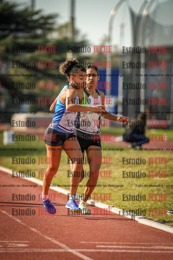 Fotos de las postas 4x400 m llanos de mujeres