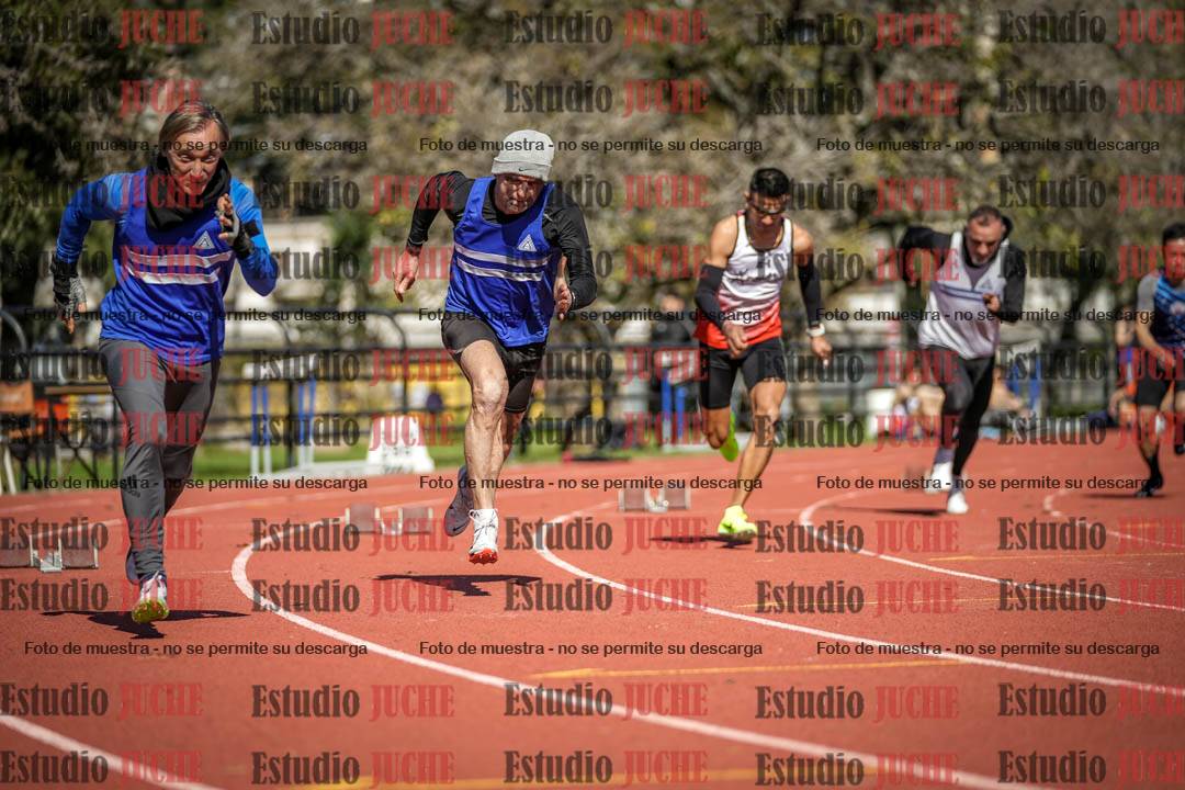 Fotos de los 200 m llanos de varones