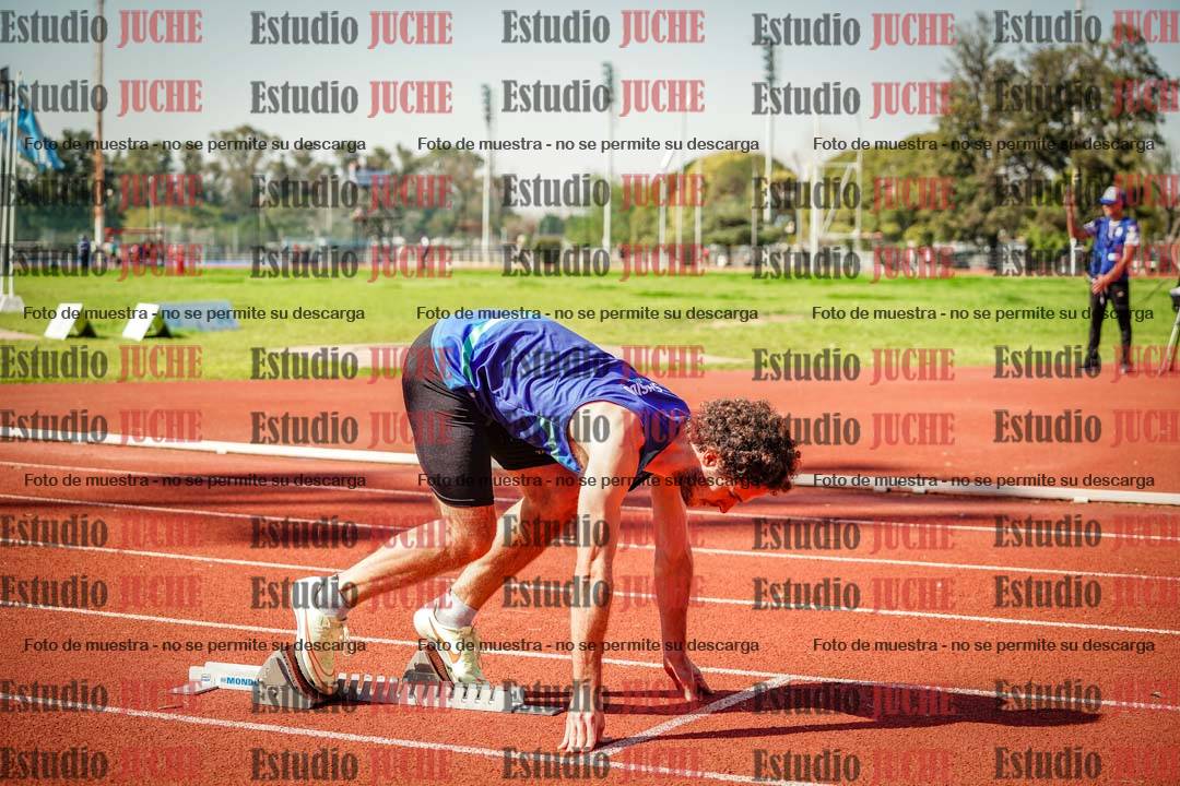 Fotos de los 400 m llanos de varones
