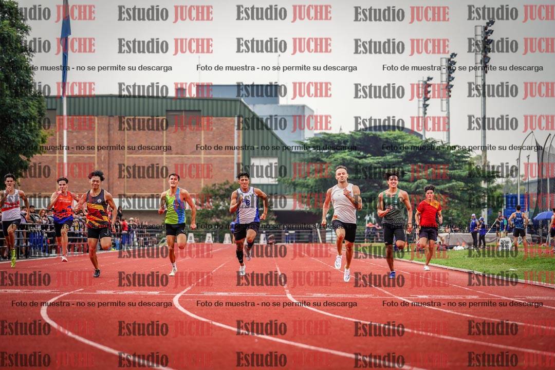 Fotos de los 200 m llanos de varones