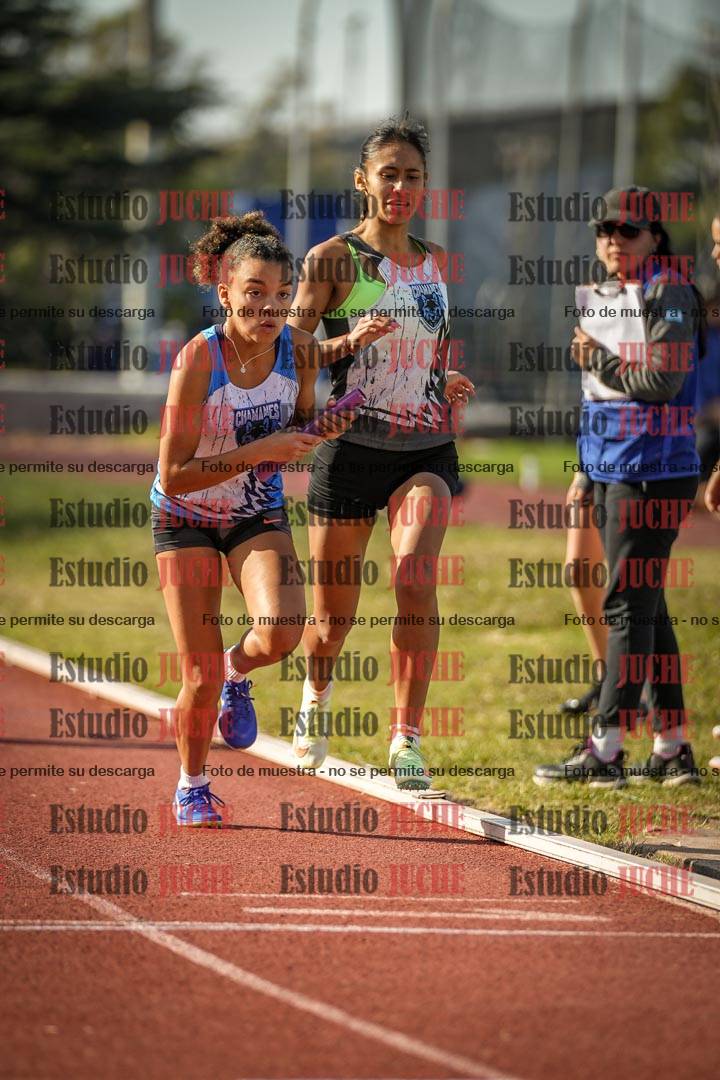 Fotos de las postas 4x400 m llanos de mujeres